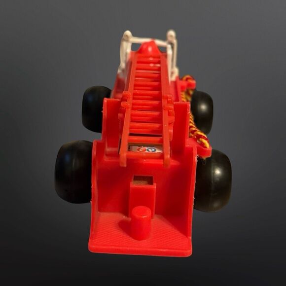Vintage 1968 Fisher Price Fire Engine #720 #1 Firefighter, Ladder, Hose and Bell - Picture 4 of 15